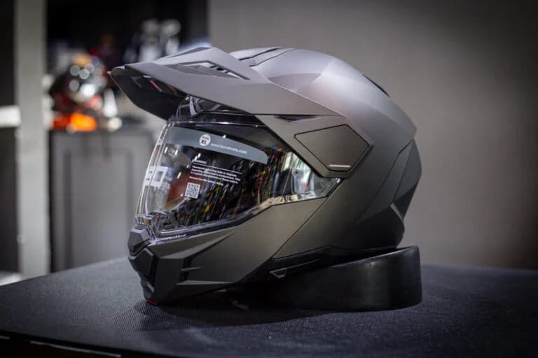 หมวกกันน็อค HJC รุ่น I-80 สี SEMI FLAT TITANIUM