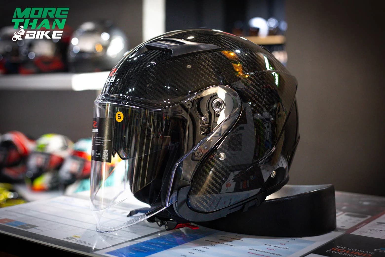 หมวกกันน็อค Zeus รุ่น ZS-630 ลาย Carbon