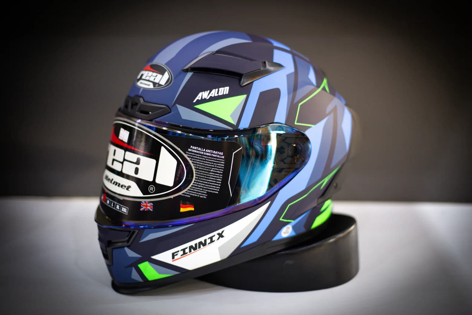 หมวกกันน็อค Real รุ่น Finnix Awalon ลาย Matt Blue/Green